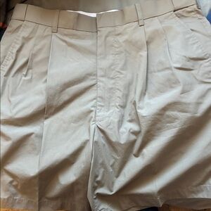 Haggar Men's Flat Front Shorts in khaki